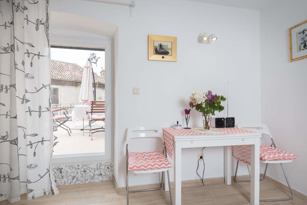 Phoenix Studio Apartment سبليت المظهر الخارجي الصورة