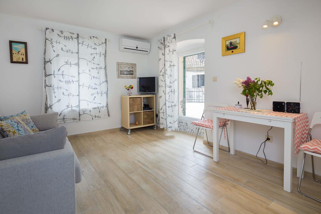 Phoenix Studio Apartment سبليت المظهر الخارجي الصورة